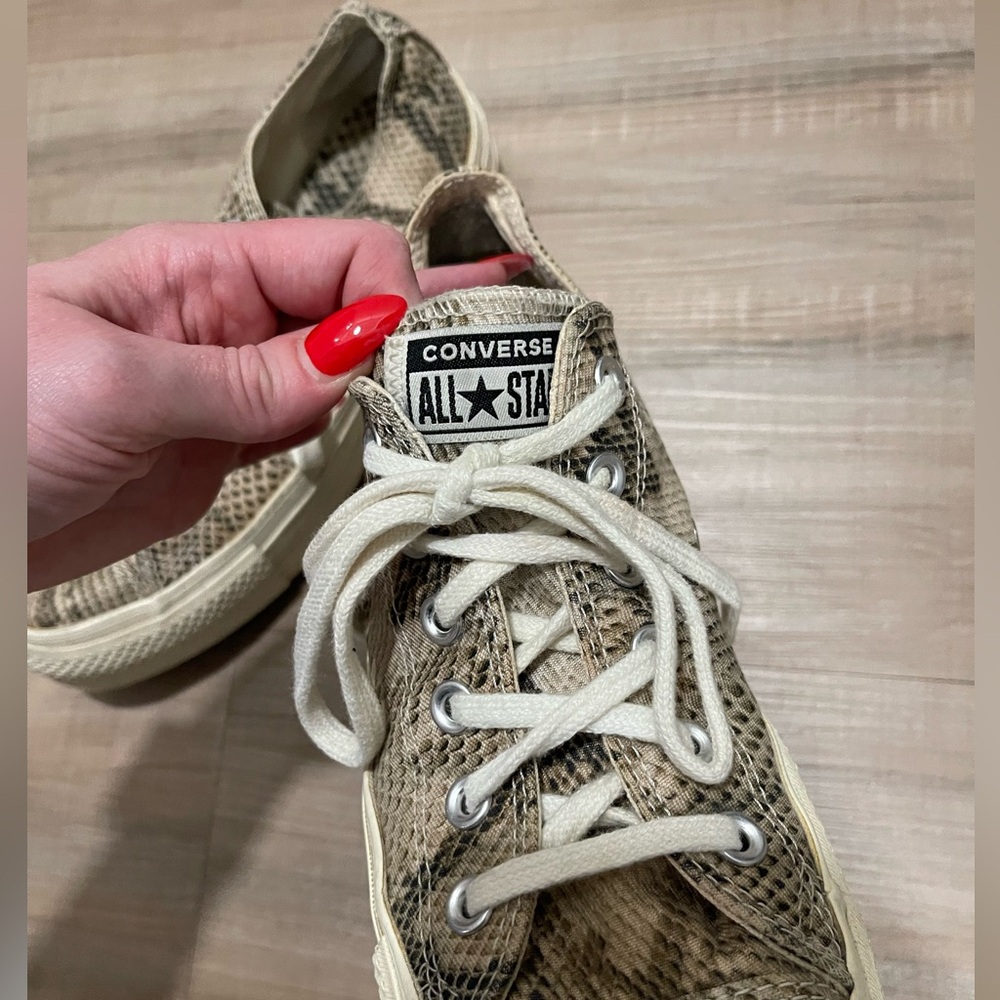 Converse Women's Beige Snake Pattern Sneakers - Picture 6 of 7